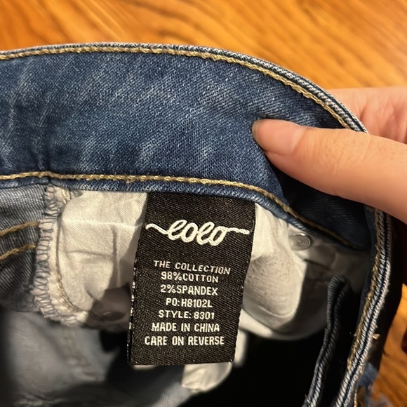 Lolo Jeans Woman’s Blue Jean Shorts Size S - Picture 4 of 4